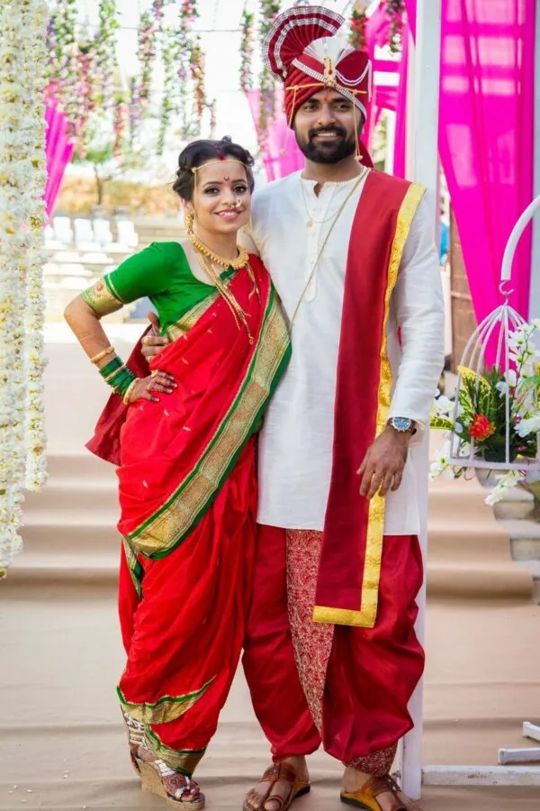 Indian Marathi Couple Wearing Traditional Cloths, Saree, Dhoti and kurta  6835143 Vector Art at Vecteezy